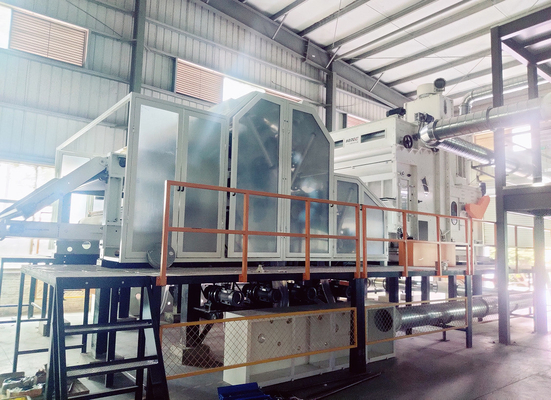 पॉलिएस्टर थर्मल बॉन्डिंग वेडिंग उत्पादन लाइन नरम वेडिंग के लिए अनुकूलन योग्य रंग